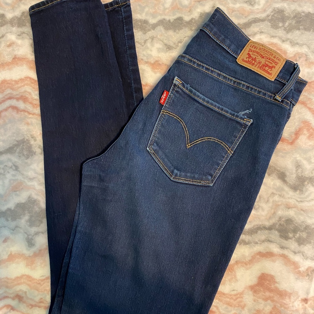Levi’s 311 shaping skinny